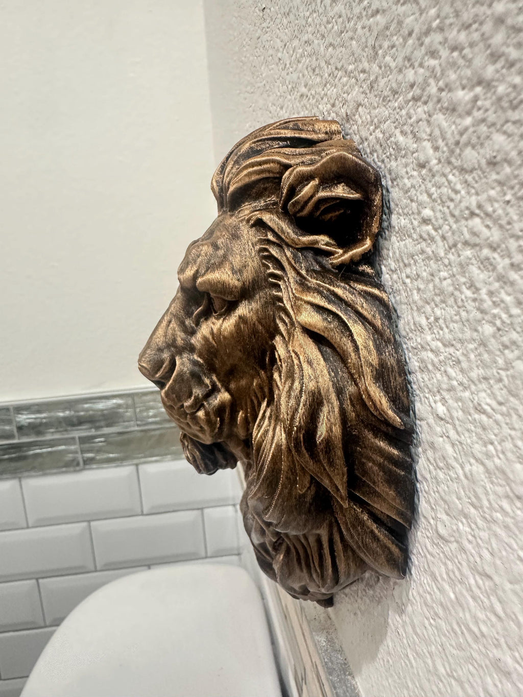 Hand Painted Fierce Lion Head 9x7x3 Hanging Wall Mounted Sculpture - Jungle King Home Decor - Classical Wall Art - Regal Animal Head Mount
