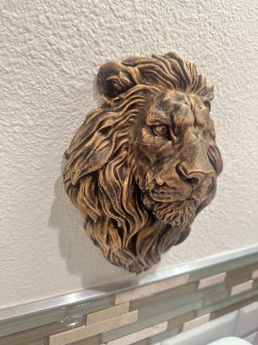 Hand Painted Fierce Lion Head 9x7x3 Hanging Wall Mounted Sculpture - Jungle King Home Decor - Classical Wall Art - Regal Animal Head Mount
