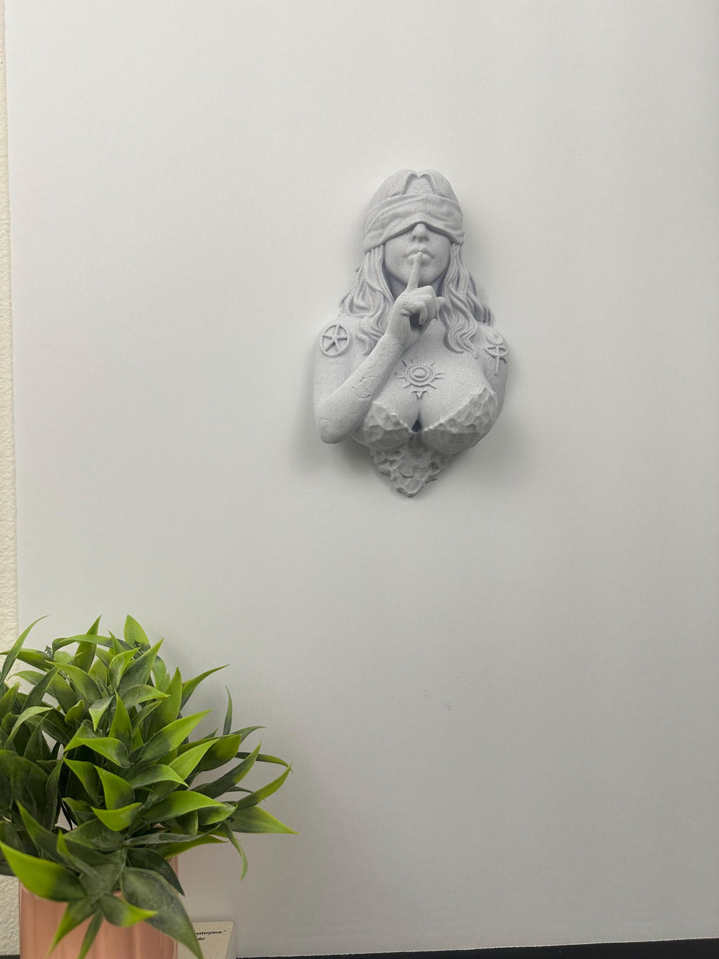 Blindfolded Oracle Wall Sculpture - Gothic Mythology Decor - Mystic Woman Bust Art - Occult Wall Hanging - Dark Fantasy Home Decor 9x6x3