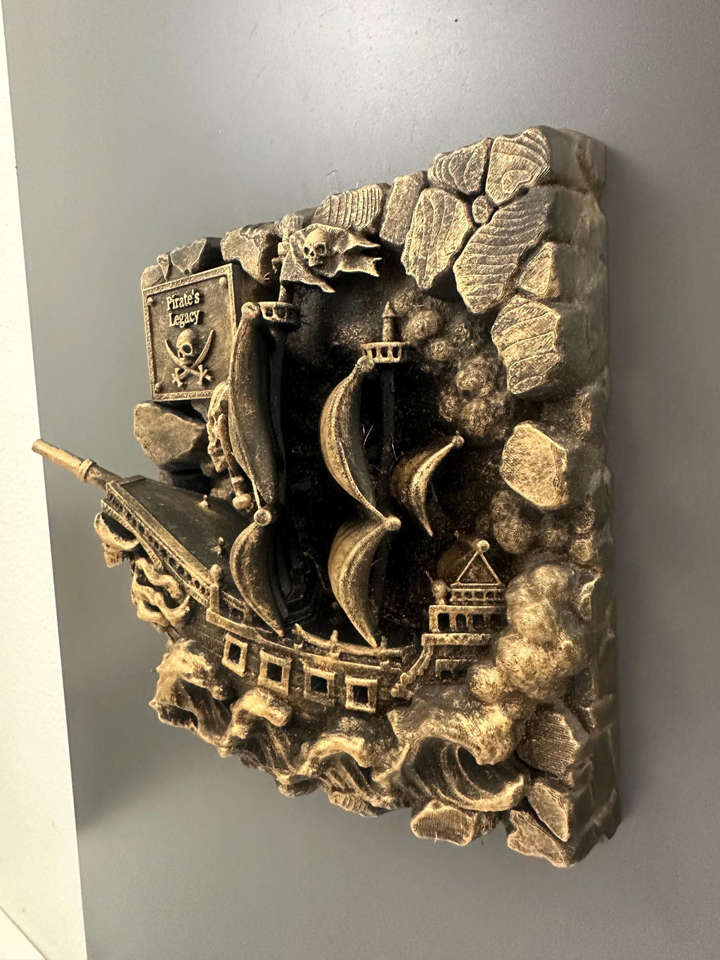Pirate Ship Wall Decor, Ghost Ship Wall Art Sculpture, Nautical Skull Wall Plaque, Antique Gold Pirate Decor, Jolly Roger Wall Hanging Gif