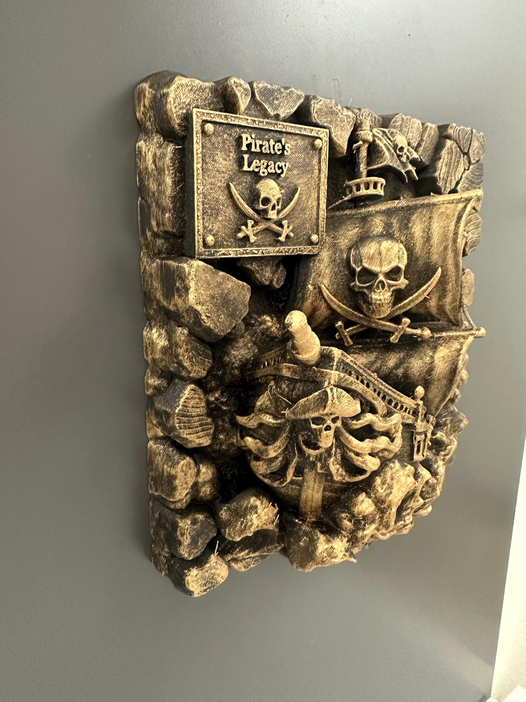 Pirate Ship Wall Decor, Ghost Ship Wall Art Sculpture, Nautical Skull Wall Plaque, Antique Gold Pirate Decor, Jolly Roger Wall Hanging Gif