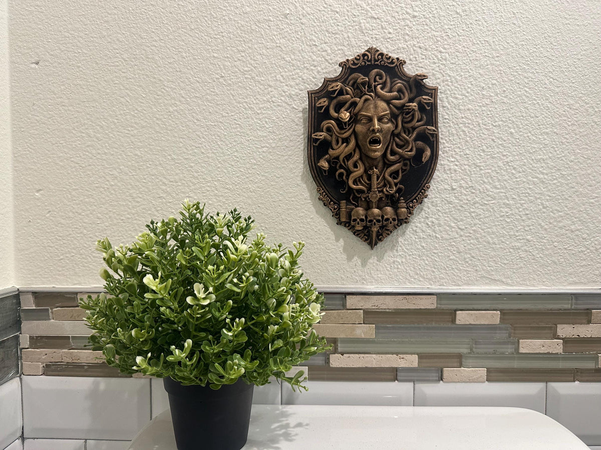 Medusa Wall Mount