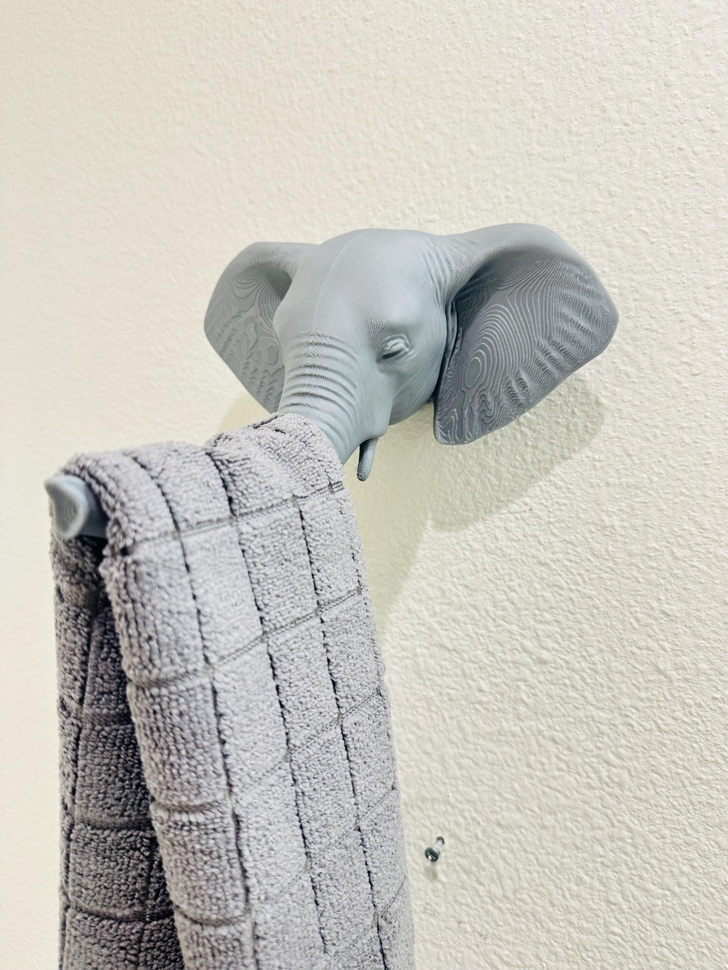 Elephant Trunk Hand Towel Holder - Safari Bathroom Decor - Animal Wall Hook - Elephant Wall Sculpture