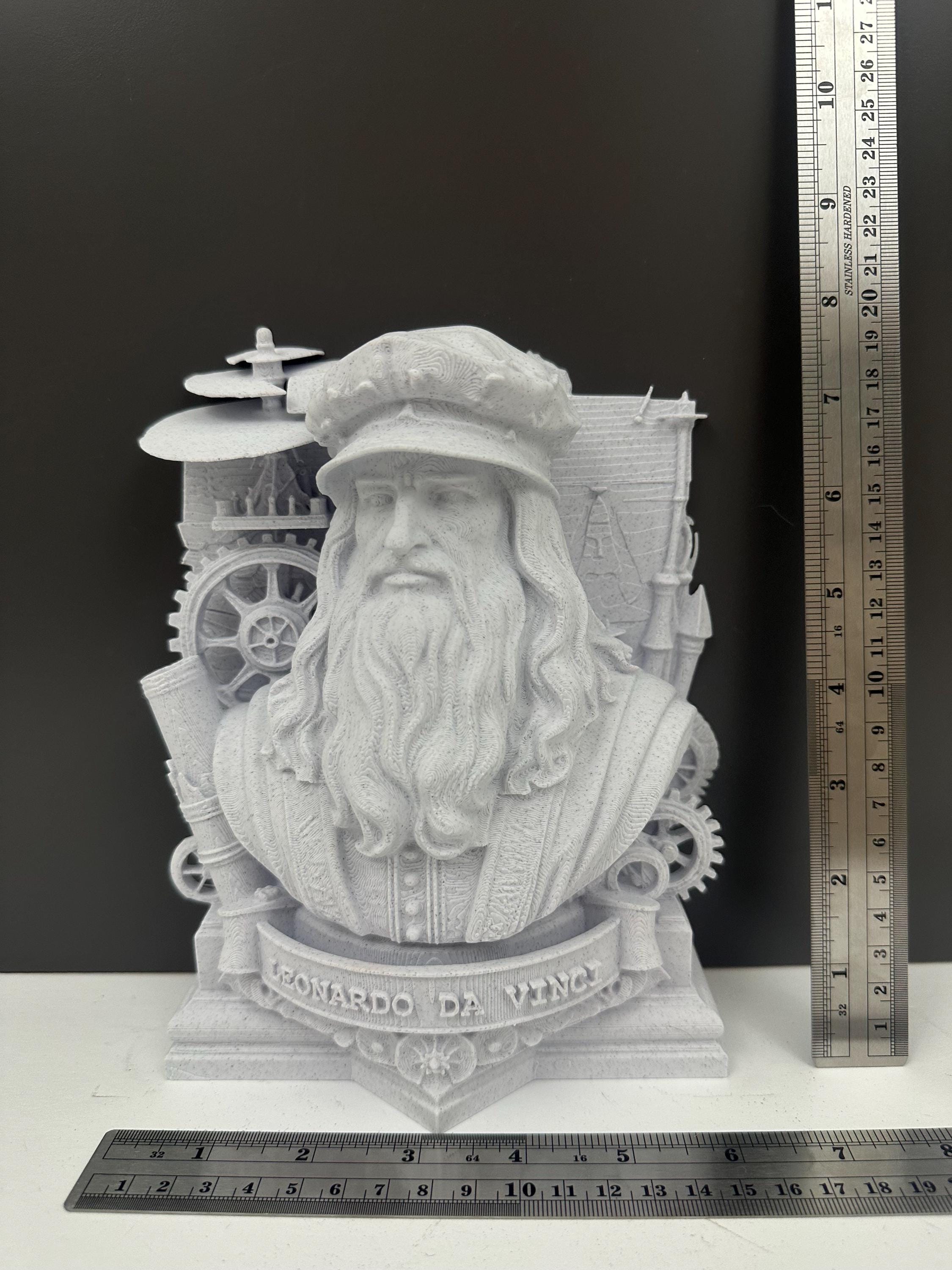 Leonardo da Vinci Wall Sculpture - Renaissance Inventor Bust Plaque - Scientist Wall Art - Library Office Decor - Shelf Decor Statue