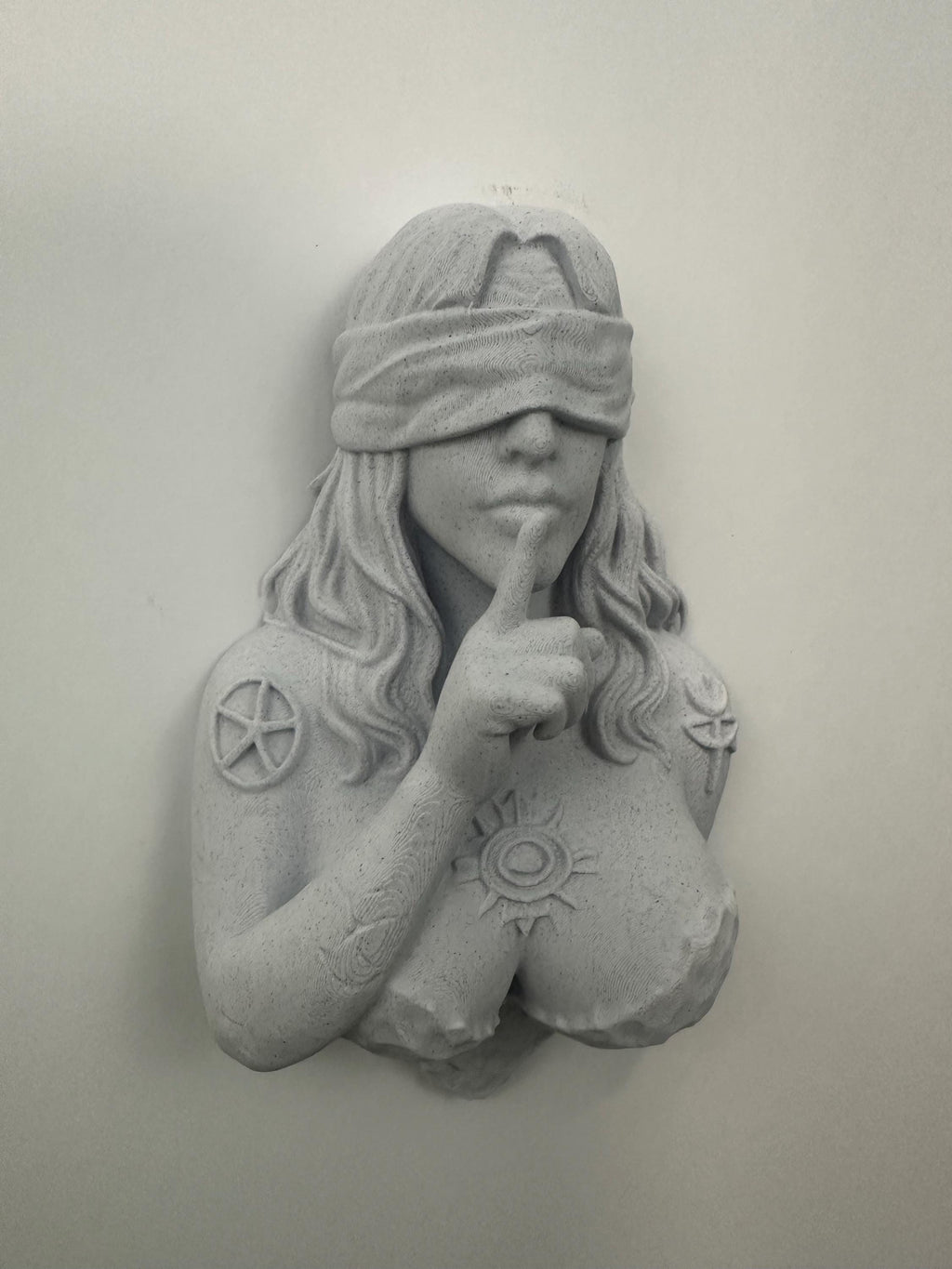 Blindfolded Oracle Wall Sculpture - Gothic Mythology Decor - Mystic Woman Bust Art - Occult Wall Hanging - Dark Fantasy Home Decor 9x6x3