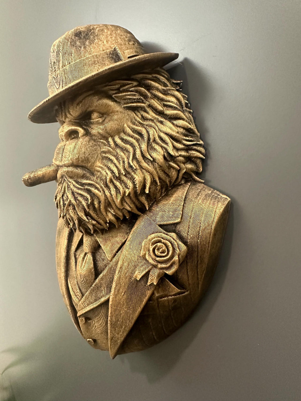 Mob Boss Sasquatch Wall Mount Bust - Bigfoot Mafia Decor - Gangster Gorilla Trophy Plaque - Man Cave Bar Wall Art Gift - Hand Painted 9”